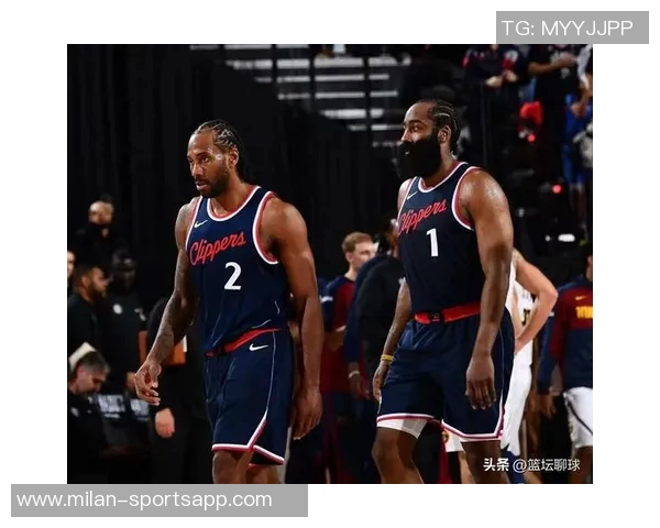 小卡季前赛表现出色砍下35分与队友重聚感到非常开心