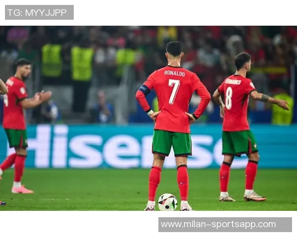 C罗四十岁依然年轻面容整形医生揭秘其可能的多次整形手术经历