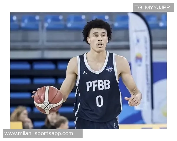 艾顿回忆与埃奇库姆的成长历程期待他在赛场上的精彩表现 艾顿回忆与埃奇库姆的成长历程期待他在赛场上的精彩表现