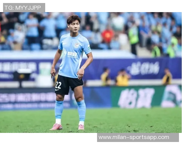 大连英博与山东泰山热身赛即将开战期待精彩对决