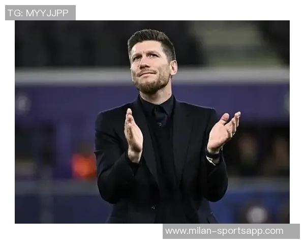 摩纳哥即将任命圣吉罗斯主帅波科尼奥利为新任主教练的消息引发关注 摩纳哥即将任命圣吉罗斯主帅波科尼奥利为新任主教练的消息引发关注