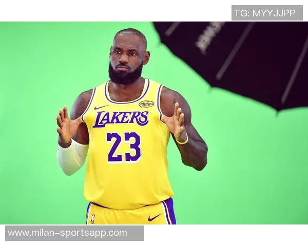 名记曝达蒙琼斯多次泄露詹姆斯伤情并参赌詹姆斯未被指控不当行为 名记曝达蒙琼斯多次泄露詹姆斯伤情并参赌詹姆斯未被指控不当行为