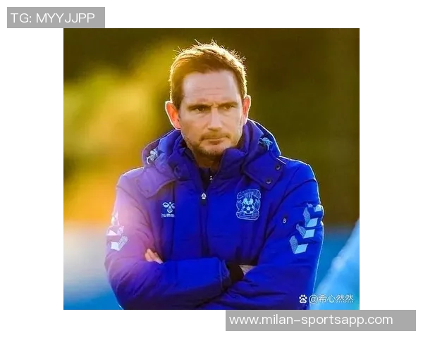 英媒报道班福德与兰帕德重聚考文垂训练昔日切尔西队友再续情谊