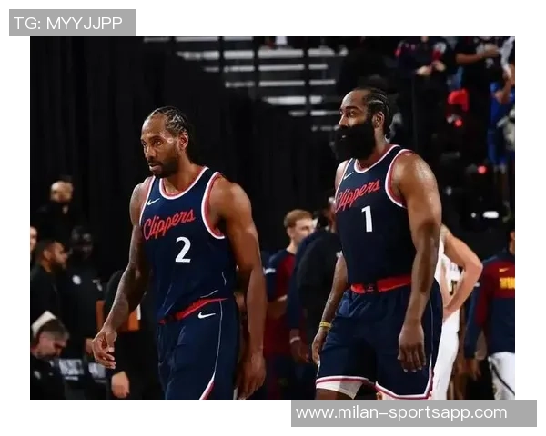 快船与绿军首发对决小卡携连胜阵容迎战杰伦布朗与祖巴茨复出替补阵容